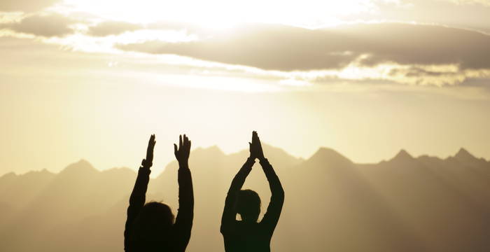 Yoga dans la nature © Centre Pro Natura d'Aletsch