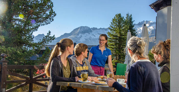 Terrasse des Tee-Salon in der Villa Cassel