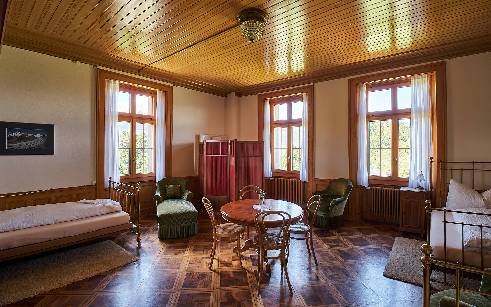 Suite in der Villa Cassel © Pascal Gertschen